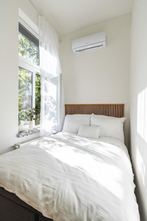 Modern Apartment French Balkony บูดาเปสต์ ภายนอก รูปภาพ