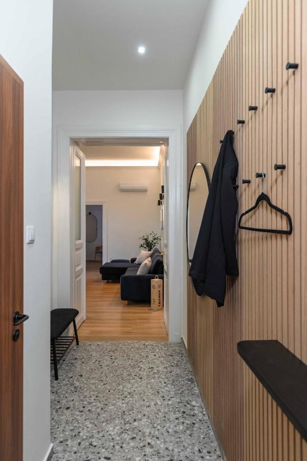 Modern Apartment French Balkony บูดาเปสต์ ภายนอก รูปภาพ