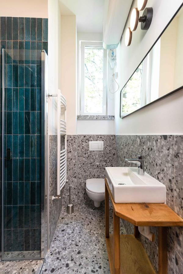 Modern Apartment French Balkony บูดาเปสต์ ภายนอก รูปภาพ